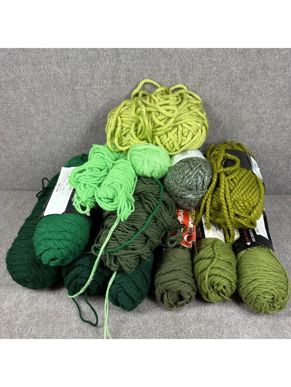 Mixed Yarn Lot Greens Crochet Knitting Craft Lion Loop/Thread Coats Red Heart